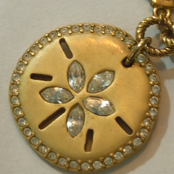 NEW Swarovski Gold Sand Dollar Pendant Necklace Crystals Summer Vacation Resort - Picture 3 of 7